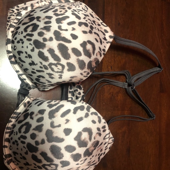 Victoria's Secret Very Sexy Push-Up Bra, Gray Leopard - Picture 2 of 3